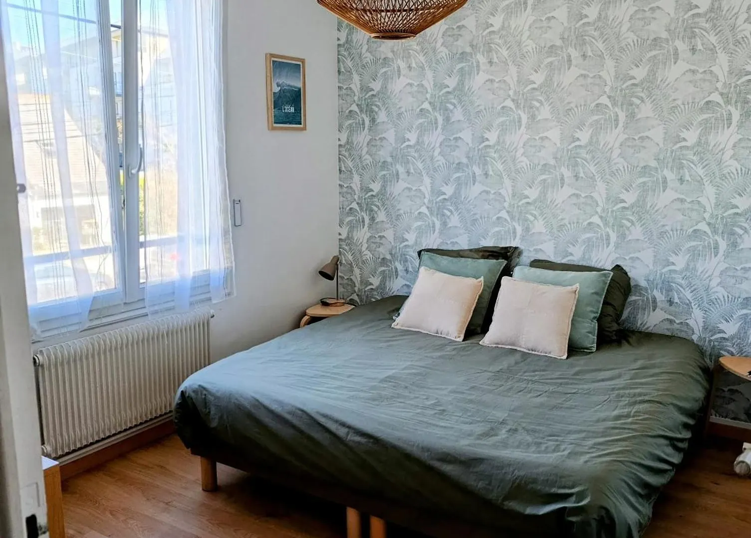 Chambre Privee Sur Конкарно